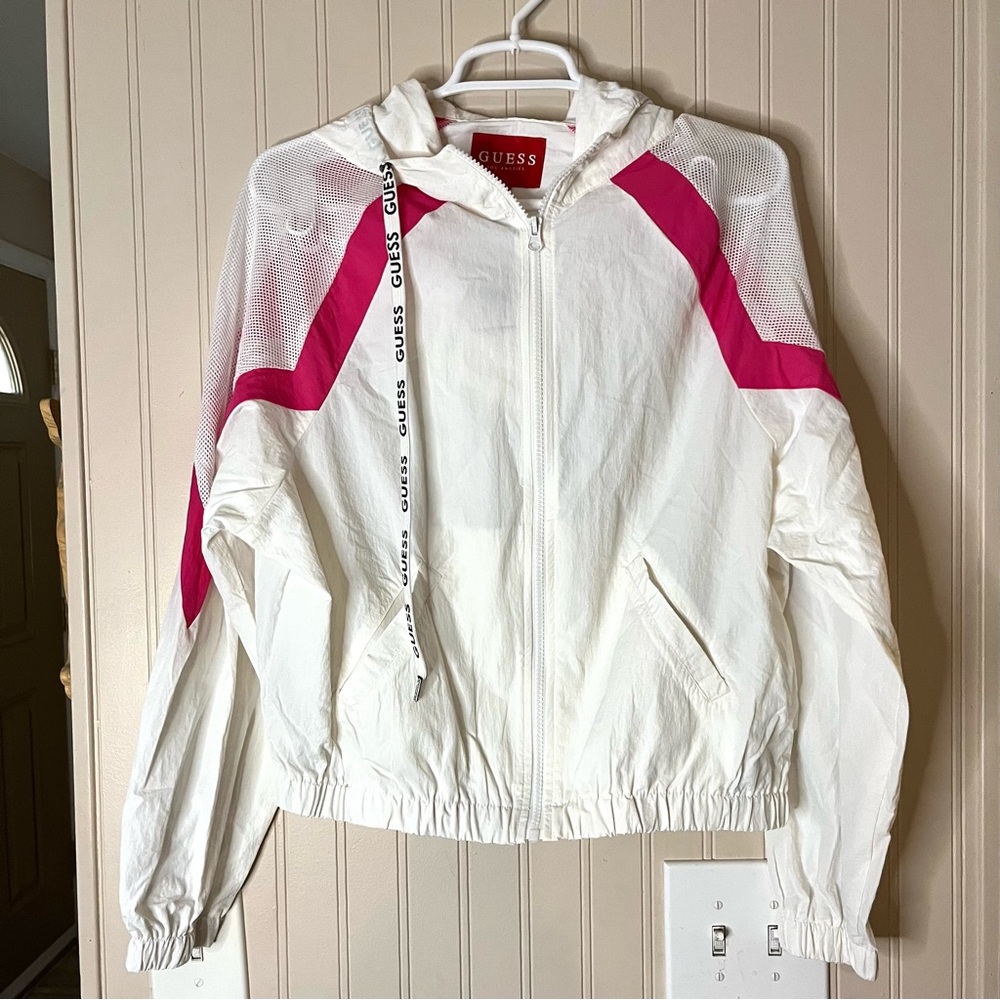Guess White With Pink Full Zip Hooded Windbreaker Size Medium NEW
